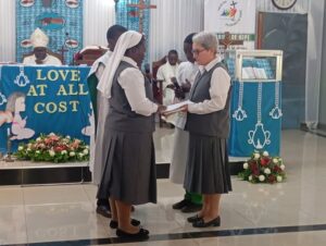 Sr. Memory Kwatelera professing as she joins Sisters of Missionaries of Mary Mediatrix at Andrea Kaggwa Woyera Parish on 19 July 2025.
